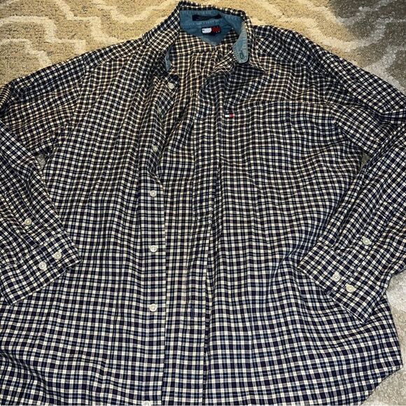 Tommy Hilfiger size XL shirt - Picture 1 of 4